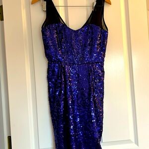 Sparkly blue sequin dress🥂